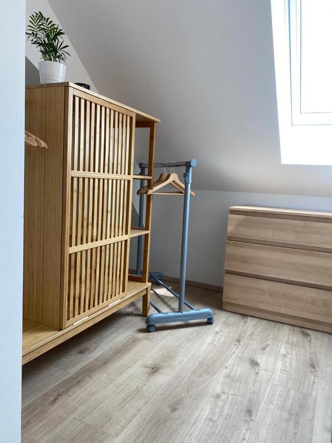 Helle 2 Zi. Wohnung Naehe Flughafen Muenchen Haimhausen  Luaran gambar